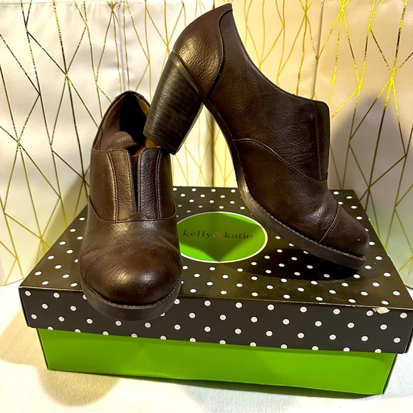 Kelly & Katie KK Cathy Brown 2.5” Pumps - Size 7.5 - Picture 1 of 6